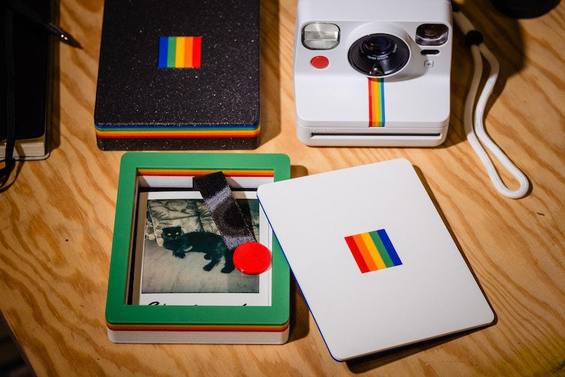 Caja premium con cierre imantado para 40 Fotografías Polaroid I TYPE I type B&W 600