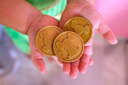 Lot of 5 golden coins of the Little Mouse Pérez